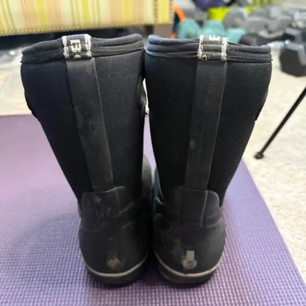 Bogs Waterproof Boots size Y 3